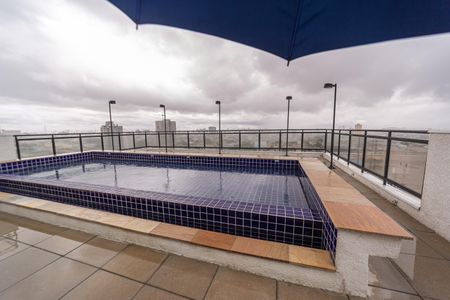 Apartamento para alugar com 26m², 1 quarto e sem vaga Apartamento para alugar com 26m², 1 quarto e sem vagaÁrea comum - Piscina