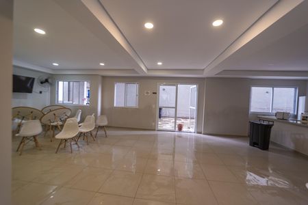 Apartamento para alugar com 26m², 1 quarto e sem vaga Apartamento para alugar com 26m², 1 quarto e sem vagaÁrea comum - Salão de festas