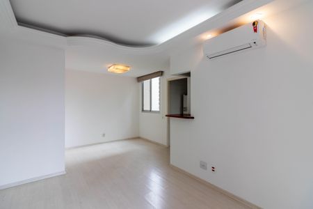 Apartamento para alugar com 70m², 2 quartos e 1 vagaSala