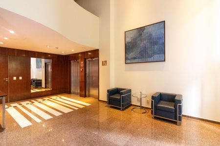 Apartamento para alugar com 70m², 2 quartos e 1 vagaHall de entrada