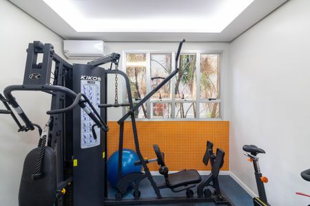 Apartamento para alugar com 70m², 2 quartos e 1 vagaÁrea comum - Academia