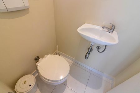 Apartamento para alugar com 70m², 2 quartos e 1 vagaLavabo