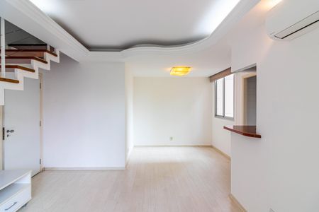Apartamento para alugar com 70m², 2 quartos e 1 vagaSala
