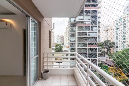 Apartamento para alugar com 70m², 2 quartos e 1 vagaVaranda