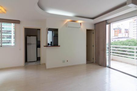 Sala de apartamento para alugar com 2 quartos, 70m² em Moema, São Paulo