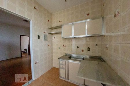 Apartamento à venda com 105m², 4 quartos e sem vagaCozinha