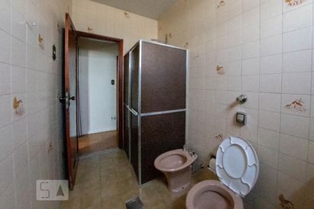 Apartamento à venda com 105m², 4 quartos e sem vagaBanheiro