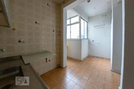 Apartamento à venda com 105m², 4 quartos e sem vagaCozinha