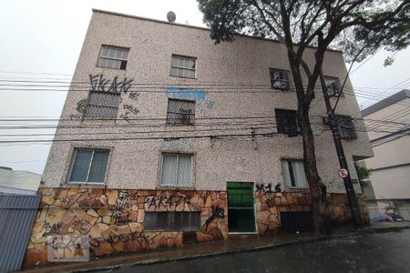 Apartamento à venda com 105m², 4 quartos e sem vagaFachada