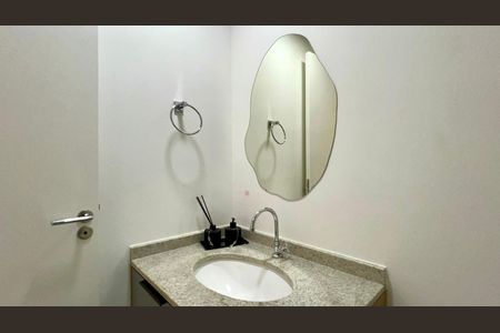 Studio à venda com 24m², 1 quarto e sem vaga Studio à venda com 24m², 1 quarto e sem vagaBanheiro
