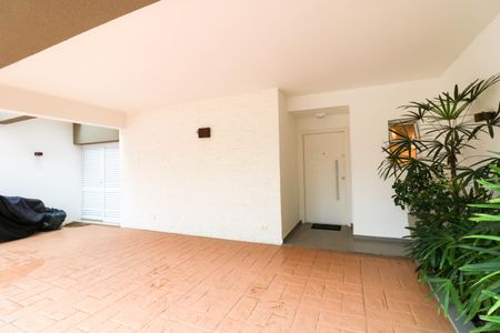 Casa à venda com 320m², 4 quartos e 3 vagasGaragem