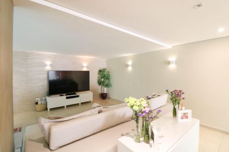 Casa à venda com 320m², 4 quartos e 3 vagasSalão de Festas