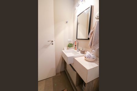 Casa à venda com 320m², 4 quartos e 3 vagasLavabo