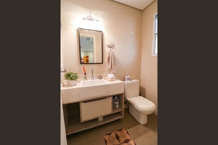 Casa à venda com 320m², 4 quartos e 3 vagasLavabo