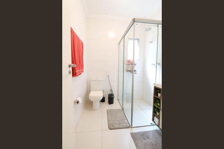 Casa à venda com 320m², 4 quartos e 3 vagasBanheiro da Suíte 3