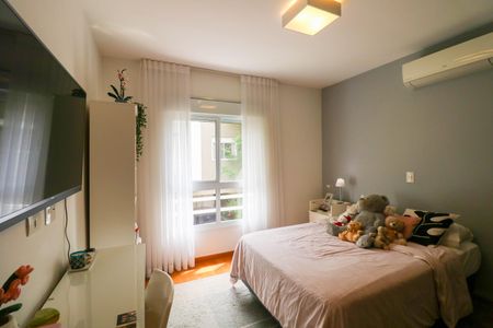 Casa à venda com 320m², 4 quartos e 3 vagasQuarto 3 Suíte