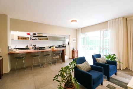 Casa à venda com 320m², 4 quartos e 3 vagasSala