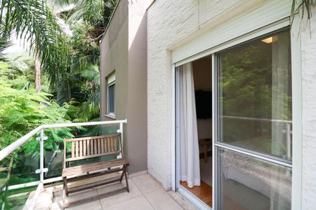 Casa à venda com 320m², 4 quartos e 3 vagasVaranda