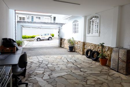 Casa à venda com 400m², 5 quartos e 8 vagas Casa à venda com 400m², 5 quartos e 8 vagasGaragem