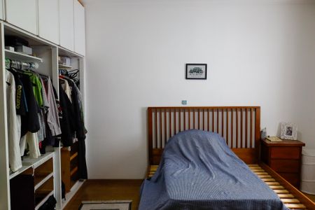 Casa à venda com 400m², 5 quartos e 8 vagas Casa à venda com 400m², 5 quartos e 8 vagasQuarto 1 - Suíte