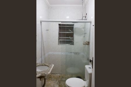 Casa à venda com 400m², 5 quartos e 8 vagas Casa à venda com 400m², 5 quartos e 8 vagasBanheiro da Suíte 2