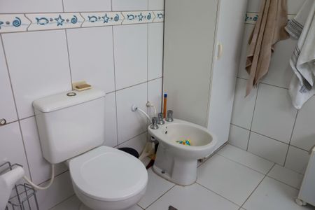 Casa à venda com 400m², 5 quartos e 8 vagas Casa à venda com 400m², 5 quartos e 8 vagasBanheiro da Suíte 3