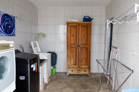 Casa à venda com 400m², 5 quartos e 8 vagas Casa à venda com 400m², 5 quartos e 8 vagasLavanderia