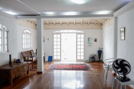 sala de casa à venda com 5 quartos, 400m² em Vila Yara, Osasco