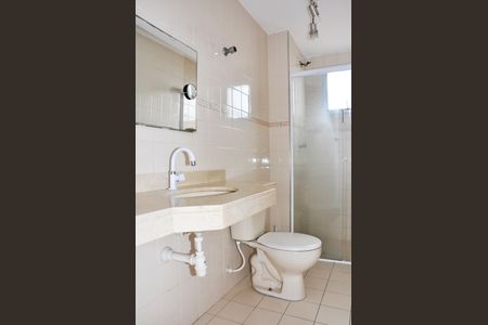 Apartamento para alugar com 50m², 2 quartos e 1 vagaDetalhe - Banheiro Social