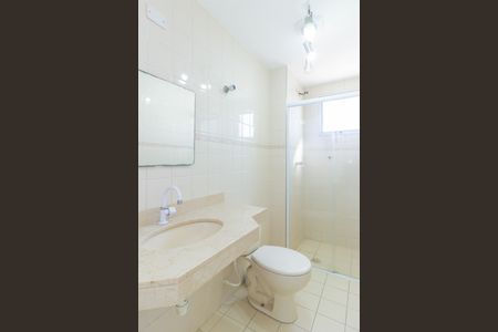 Banheiro de apartamento à venda com 2 quartos, 51m² em Vila Primavera, São Paulo