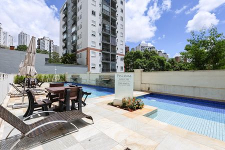 Apartamento à venda com 64m², 2 quartos e 1 vagaÁrea comum - Piscina