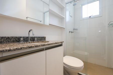 Apartamento à venda com 64m², 2 quartos e 1 vagaBanheiro da Suíte 1