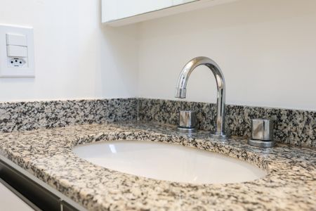 Apartamento à venda com 64m², 2 quartos e 1 vagaBanheiro da Suíte 1