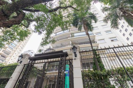 Apartamento à venda com 125m², 2 quartos e 3 vagasFachada