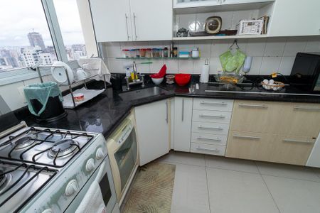 Apartamento à venda com 125m², 2 quartos e 3 vagasCozinha