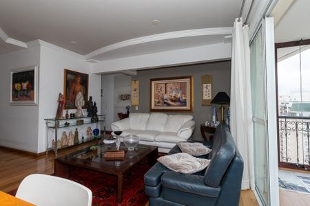 Apartamento à venda com 125m², 2 quartos e 3 vagasSala