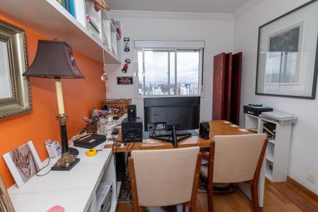 Apartamento à venda com 125m², 2 quartos e 3 vagasEscritório