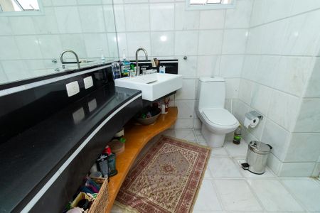 Apartamento à venda com 125m², 2 quartos e 3 vagasBanheiro da Suíte