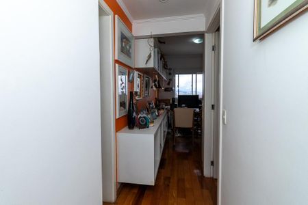 Apartamento à venda com 125m², 2 quartos e 3 vagasCorredor