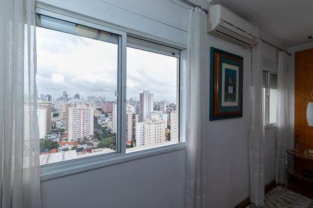 Apartamento à venda com 125m², 2 quartos e 3 vagasSuíte