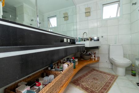 Apartamento à venda com 125m², 2 quartos e 3 vagasBanheiro da Suíte