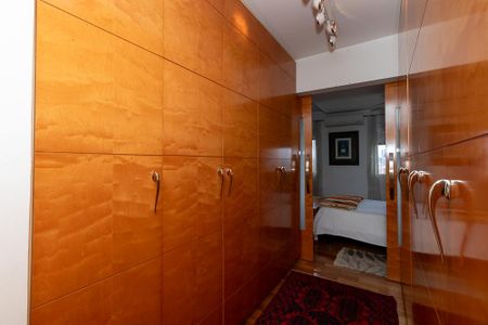 Apartamento à venda com 125m², 2 quartos e 3 vagasCloset da Suíte