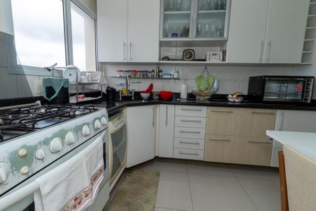 Apartamento à venda com 125m², 2 quartos e 3 vagasCozinha