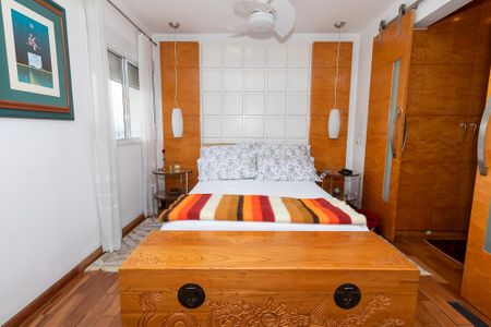 Apartamento à venda com 125m², 2 quartos e 3 vagasSuíte