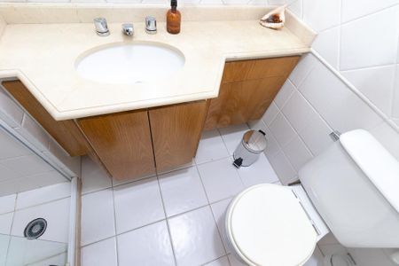 Apartamento à venda com 125m², 2 quartos e 3 vagasBanheiro