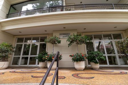 Apartamento à venda com 125m², 2 quartos e 3 vagasEntrada