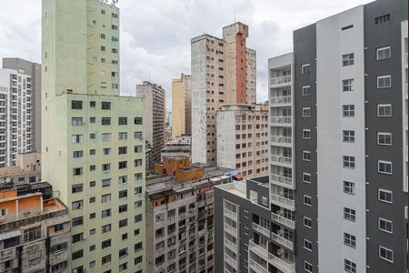 Studio à venda com 23m², 1 quarto e 1 vaga Studio à venda com 23m², 1 quarto e 1 vagaVista da Varanda do Quarto