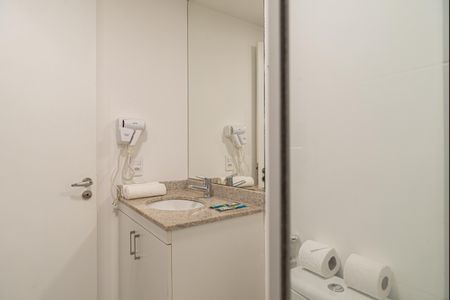 Studio à venda com 23m², 1 quarto e 1 vaga Studio à venda com 23m², 1 quarto e 1 vagaBanheiro