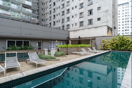 Studio à venda com 23m², 1 quarto e 1 vaga Studio à venda com 23m², 1 quarto e 1 vagaÁrea comum - Piscina