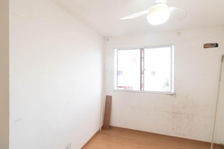 Quarto 1 de apartamento para alugar com 2 quartos, 44m² em Campo Grande, Rio de Janeiro